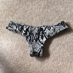 Midori Bikinis bottom